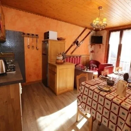 4 Pieces Cabine 9 Personnes 3* Expose Sud Est