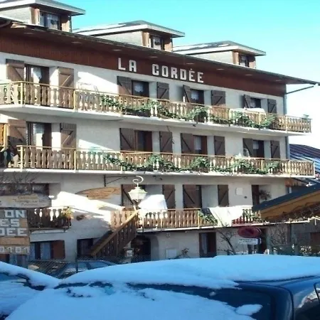 4 Pieces Cabine 9 Personnes 3* Expose Sud Est